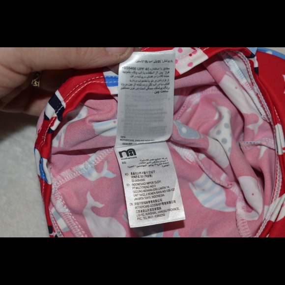 Girls cap with sun shield.  Red. Size 24-36 months - Picture 7 of 7